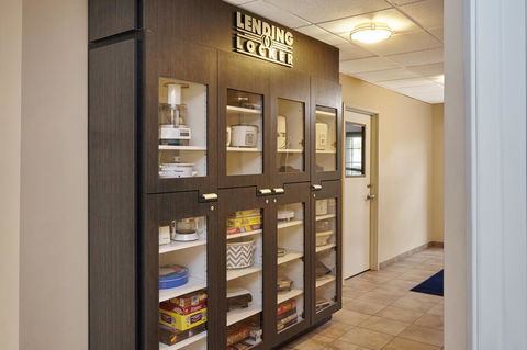 Candlewood Suites Aurora-Naperville - Internet Find 15