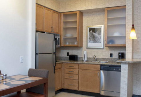 Residence Inn Moline Quad Cities - Renee 13