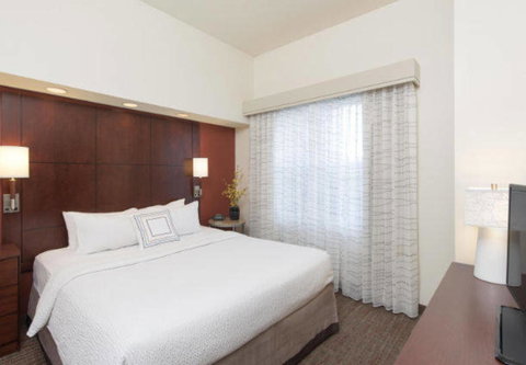 Residence Inn Moline Quad Cities - Renee 11