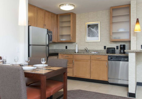 Residence Inn Moline Quad Cities - Renee 3