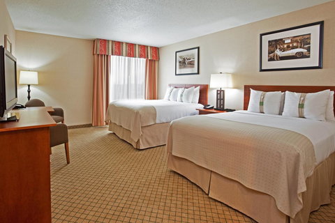 Holiday Inn Fort Wayne - IPFW & Coliseum - Renee 3