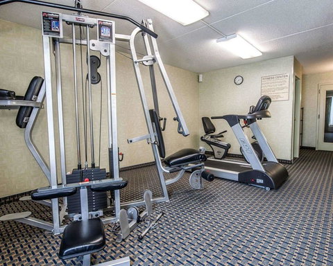 Quality Inn Terre Haute University Area - Internet Find 10