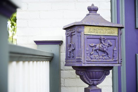 Historic Sion Bass Guest House - Renee 29