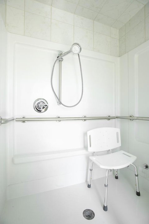 Historic Sion Bass Guest House - Renee 30