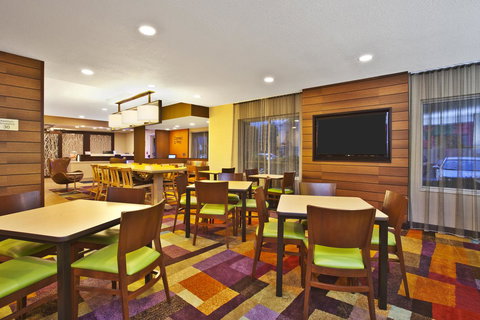 Fairfield Inn & Suites Chicago Southeast/Hammond, IN - Internet Find 11