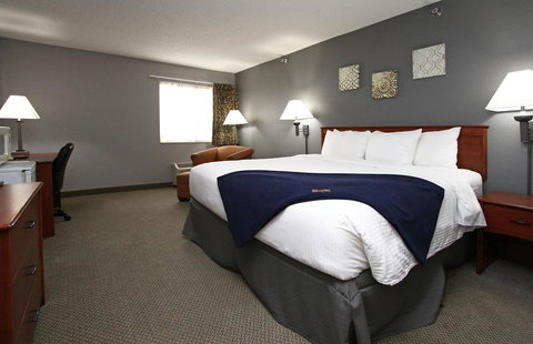 New Victorian Inn - Sioux City - Renee 11