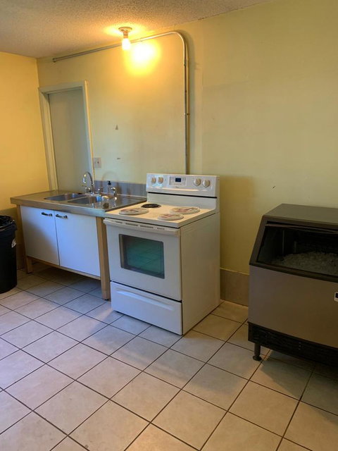 Best Budget Inn - Renee 1