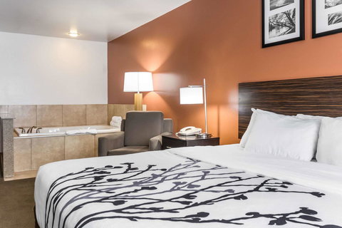 Sleep Inn North Liberty/Coralville - Renee 25