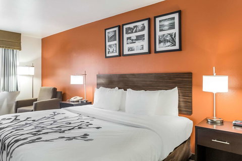 Sleep Inn North Liberty/Coralville - Renee 0