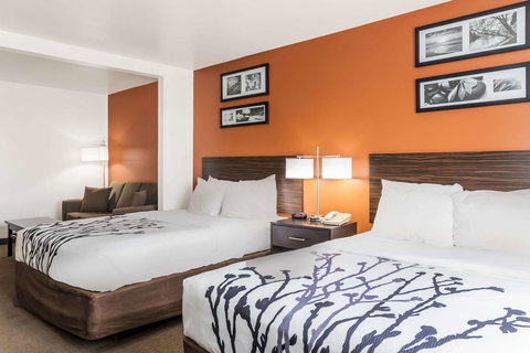 Sleep Inn North Liberty/Coralville - Renee 8