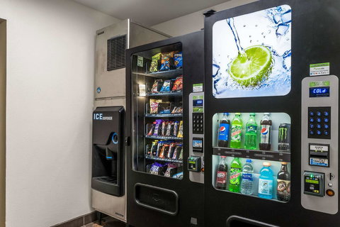 Sleep Inn North Liberty/Coralville - Renee 14