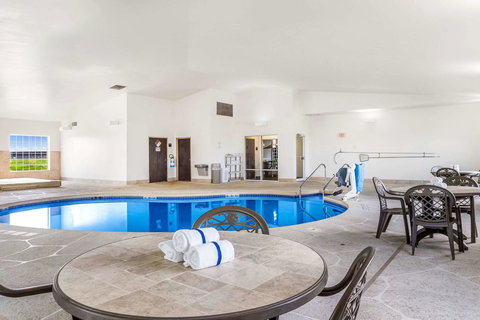 Sleep Inn North Liberty/Coralville - Renee 9