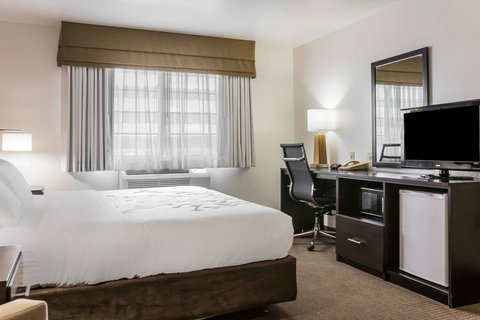 Sleep Inn North Liberty/Coralville - Renee 33