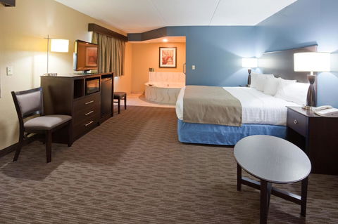 AmericInn By Wyndham Clear Lake - Renee 27