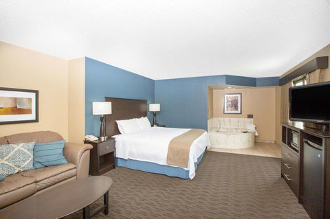 AmericInn By Wyndham Clear Lake - Renee 36