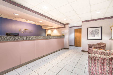 Baymont By Wyndham Topeka - Renee 14