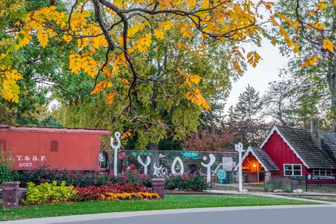 Super 8 By Wyndham Topeka/Wanamaker RD/I-70 - Renee 7