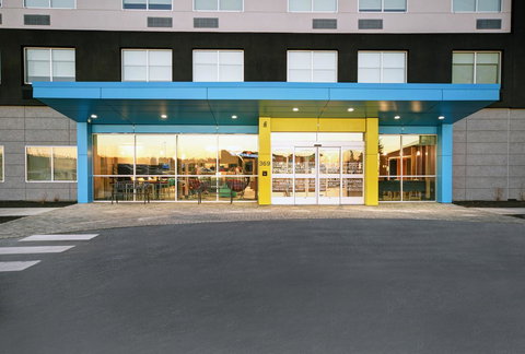 Tru By Hilton Portland Airport Area Me - Renee 20