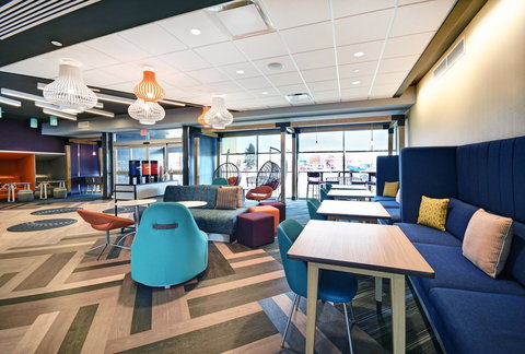 Tru By Hilton Portland Airport Area Me - Renee 12