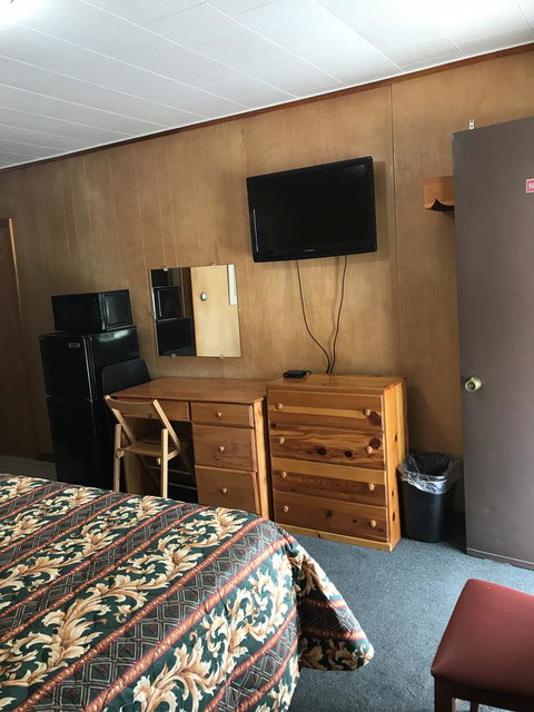 Pine Haven Motel - Internet Find 11