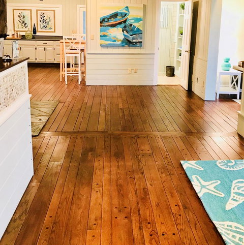 The Lighthouse Inn & Carriage House - Renee 22