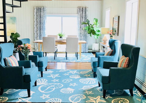 The Lighthouse Inn & Carriage House - Renee 25