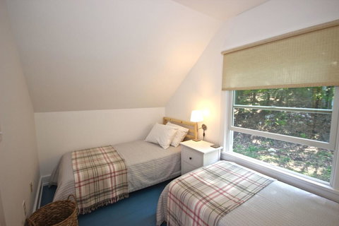 Shangri-la - Renee 10