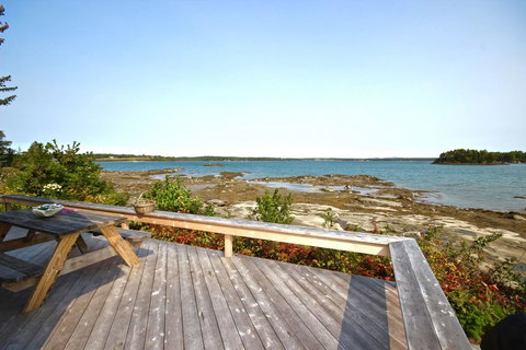 Water`s Edge - Renee 0