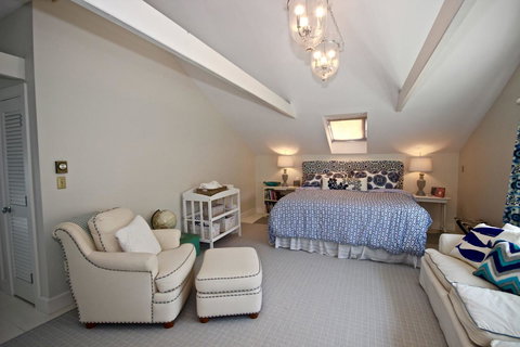 Water`s Edge - Renee 15