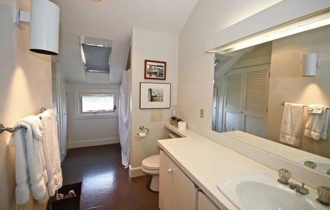 Water`s Edge - Renee 9