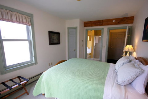 Maple Hill Farm Inn - Internet Find 43