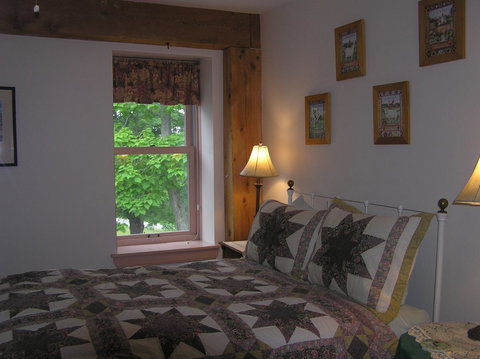 Maple Hill Farm Inn - Internet Find 41