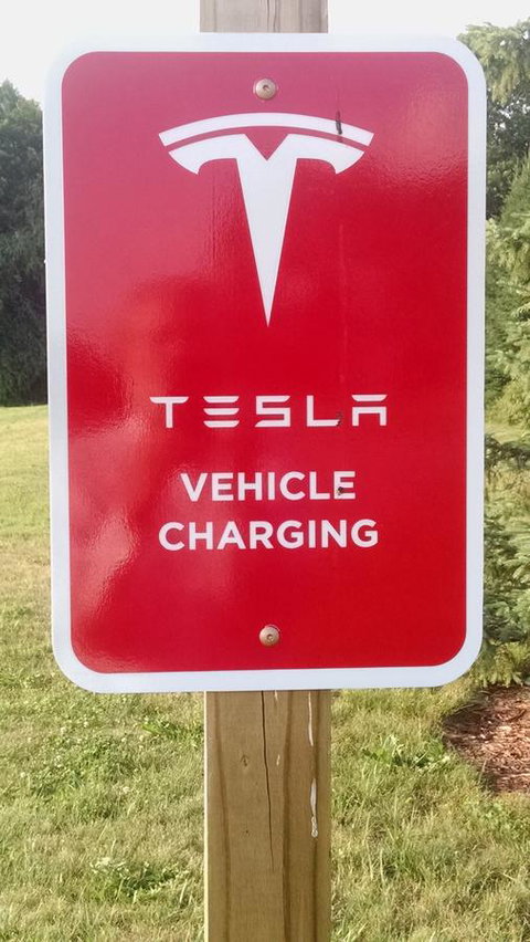 Maple Hill Farm Inn - Internet Find 8