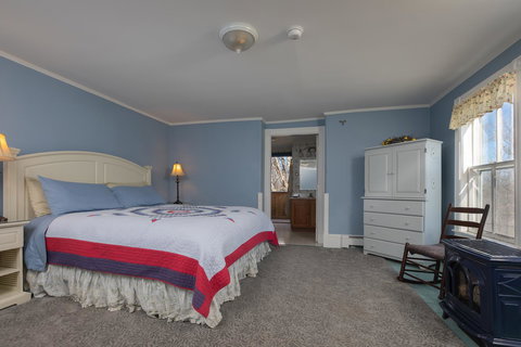 Maple Hill Farm Inn - Internet Find 12