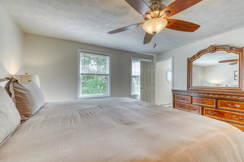 Arbor Lane Delight - Renee 22