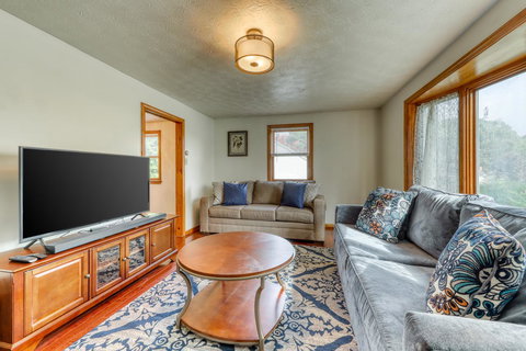 Arbor Lane Delight - Renee 24