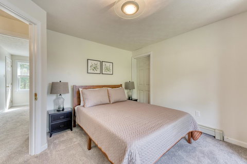 Arbor Lane Delight - Renee 42