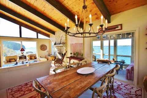 Merry Wisdom - Renee 1