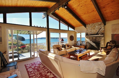 Merry Wisdom - Renee 12