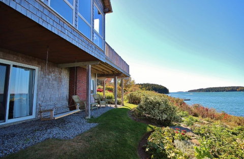 Merry Wisdom - Renee 15