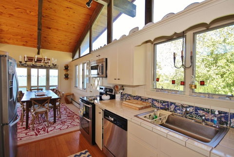 Merry Wisdom - Renee 4