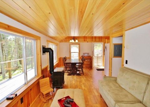 Settler`s Cottage - Renee 2