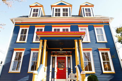 Academy Bed & Breakfast - Internet Find 0