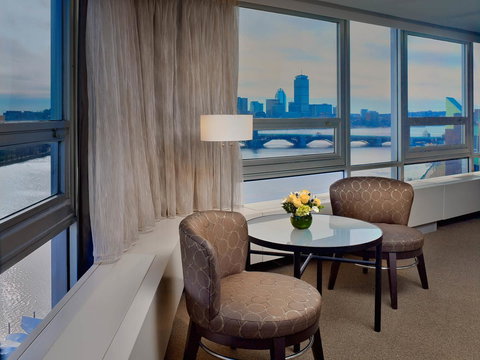 Royal Sonesta Boston - Renee 23