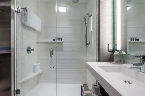 AC Hotel By Marriott Boston Cambridge - Renee 16