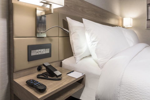 AC Hotel By Marriott Boston Cambridge - Renee 27