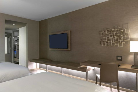 AC Hotel By Marriott Boston Cambridge - Renee 19