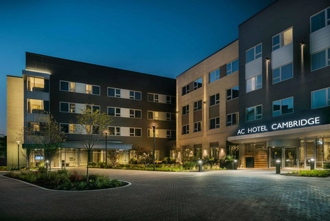 AC Hotel By Marriott Boston Cambridge - Renee 1