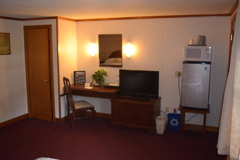 Country Acres Motel - Internet Find 5