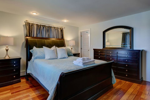 Weeks Pond Charmer - Internet Find 1